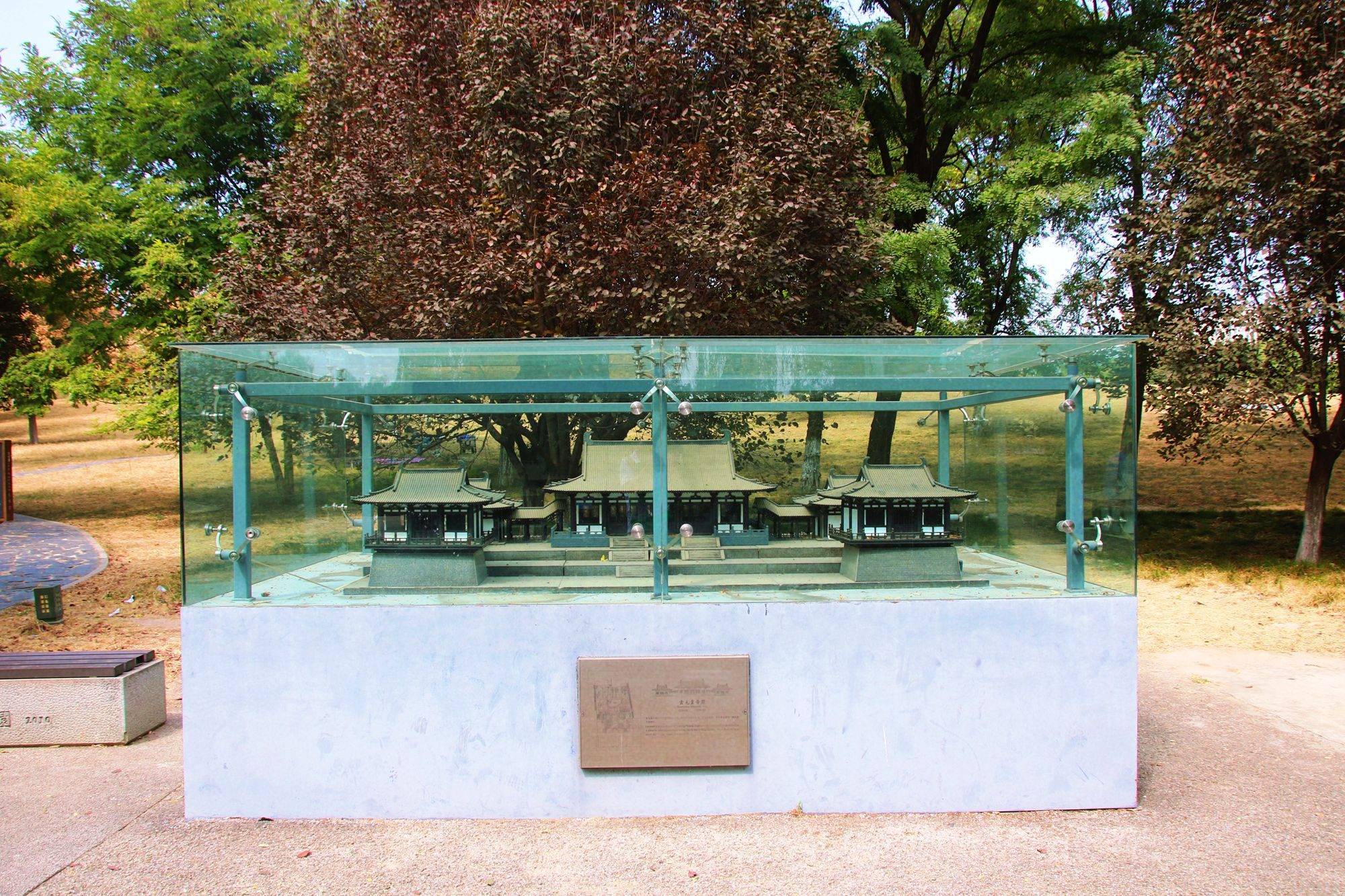 西安大明宫国家遗址公园，穿越千年古都，探秘丝绸之路的东方圣殿 (图2)