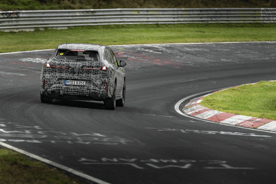 国产新世代BMW iX3正进行纽北赛道例行测试(图4) 国产新世代BMW iX3正进行纽北赛道例行测试(图4)