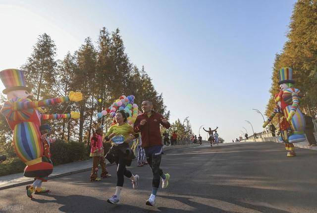 不只是跑步!温州三垟湿地这场活动,让体育流量变文旅热潮(图15) 不只是跑步!温州三垟湿地这场活动,让体育流量变文旅热潮(图15)