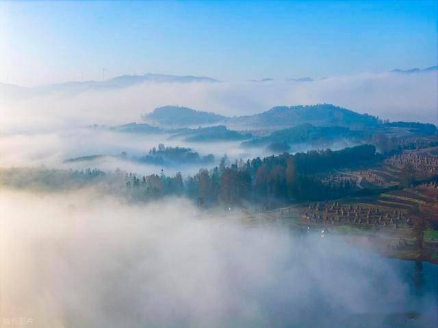 贵州威宁藏惊喜！1 片云海美到窒息，2200 米高原的冬日限定仙境 (图16)