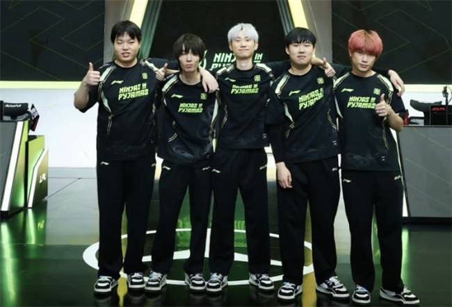 BLG官宣Viper加盟XUN回归 LPL首支全员解散战队诞生 (图4) BLG官宣Viper加盟XUN回归 LPL首支全员解散战队诞生 (图4)