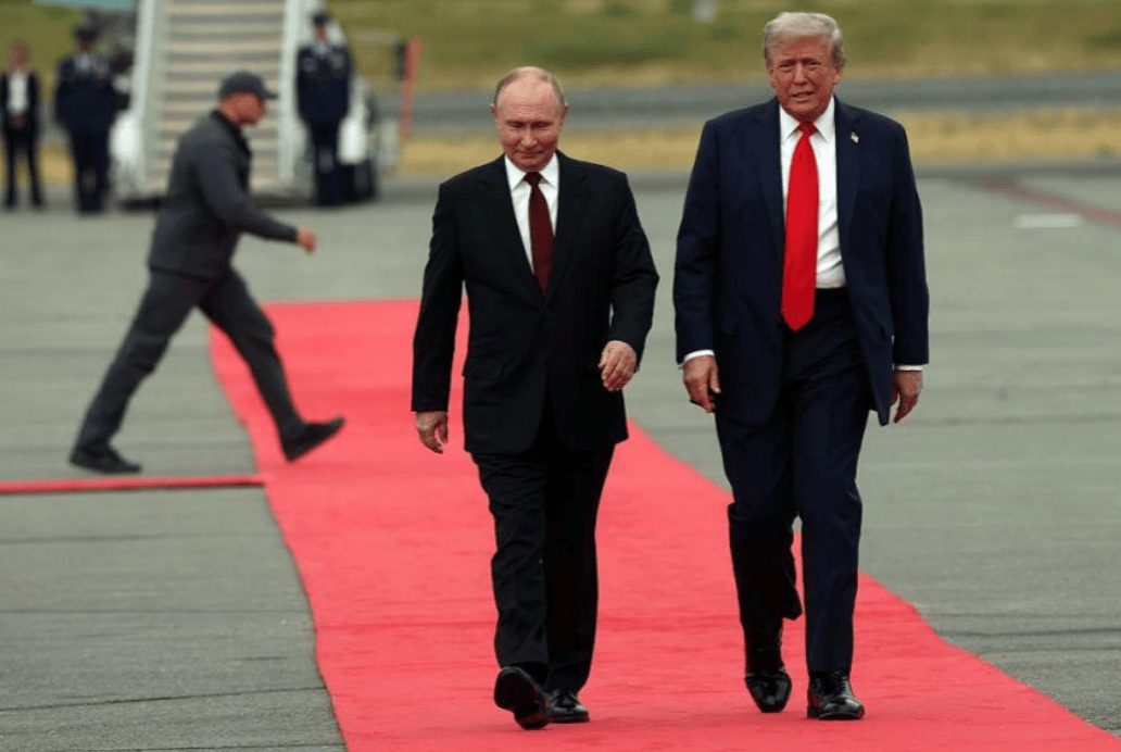 普京自己也懵了,亲口承认根本没想到,特朗普会对他那么大方! (图2) 普京自己也懵了,亲口承认根本没想到,特朗普会对他那么大方! (图2)