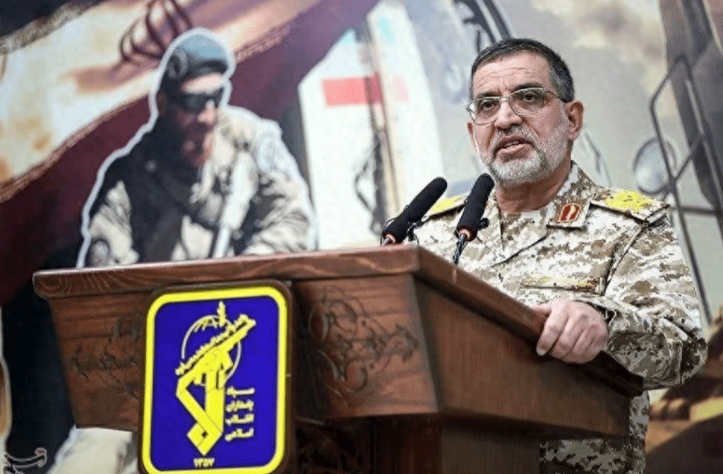 伊朗爆出了大消息,导弹摧毁以色列秘密基地:炸死了36名摩萨德军官! (图1) 伊朗爆出了大消息,导弹摧毁以色列秘密基地:炸死了36名摩萨德军官! (图1)