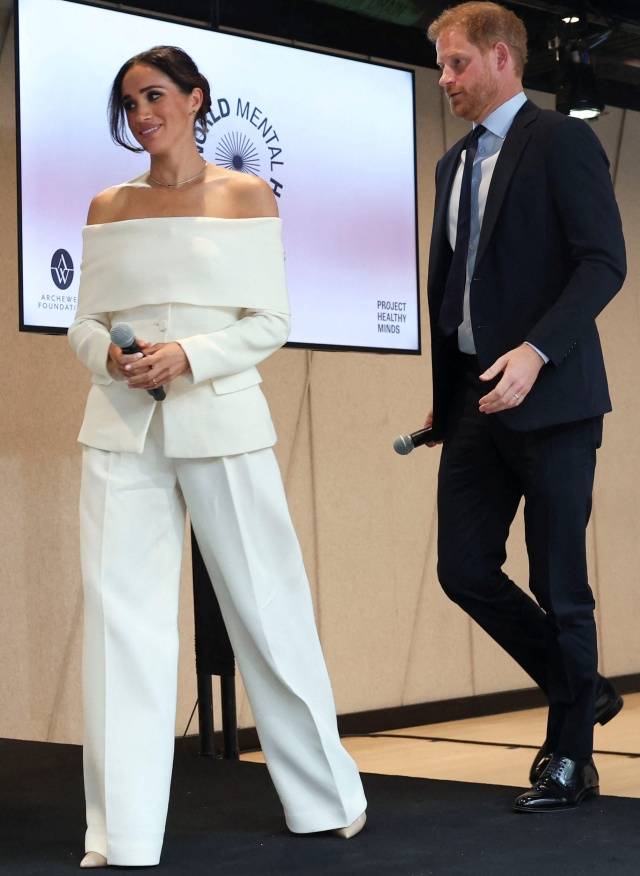 梅根衣品出众，用简约基础款，轻松塑造百变有型的风格 (图6)