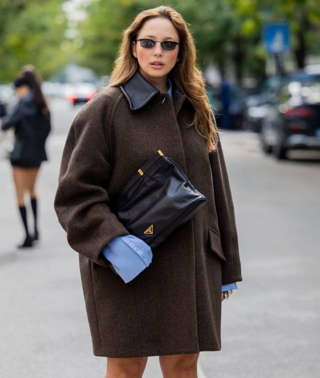 棕色+黑色低调中带高级，根据肤色选对棕色，轻松穿出好气色(图11)