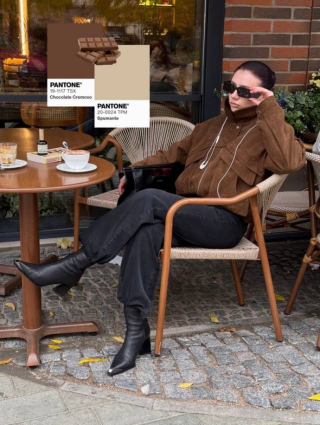 棕色+黑色低调中带高级，根据肤色选对棕色，轻松穿出好气色(图14)