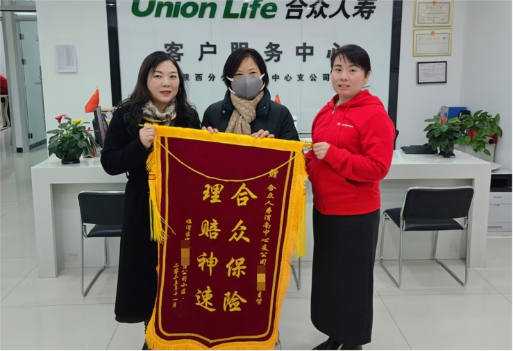 UHyL0T7KuxxSqURE.png image.png