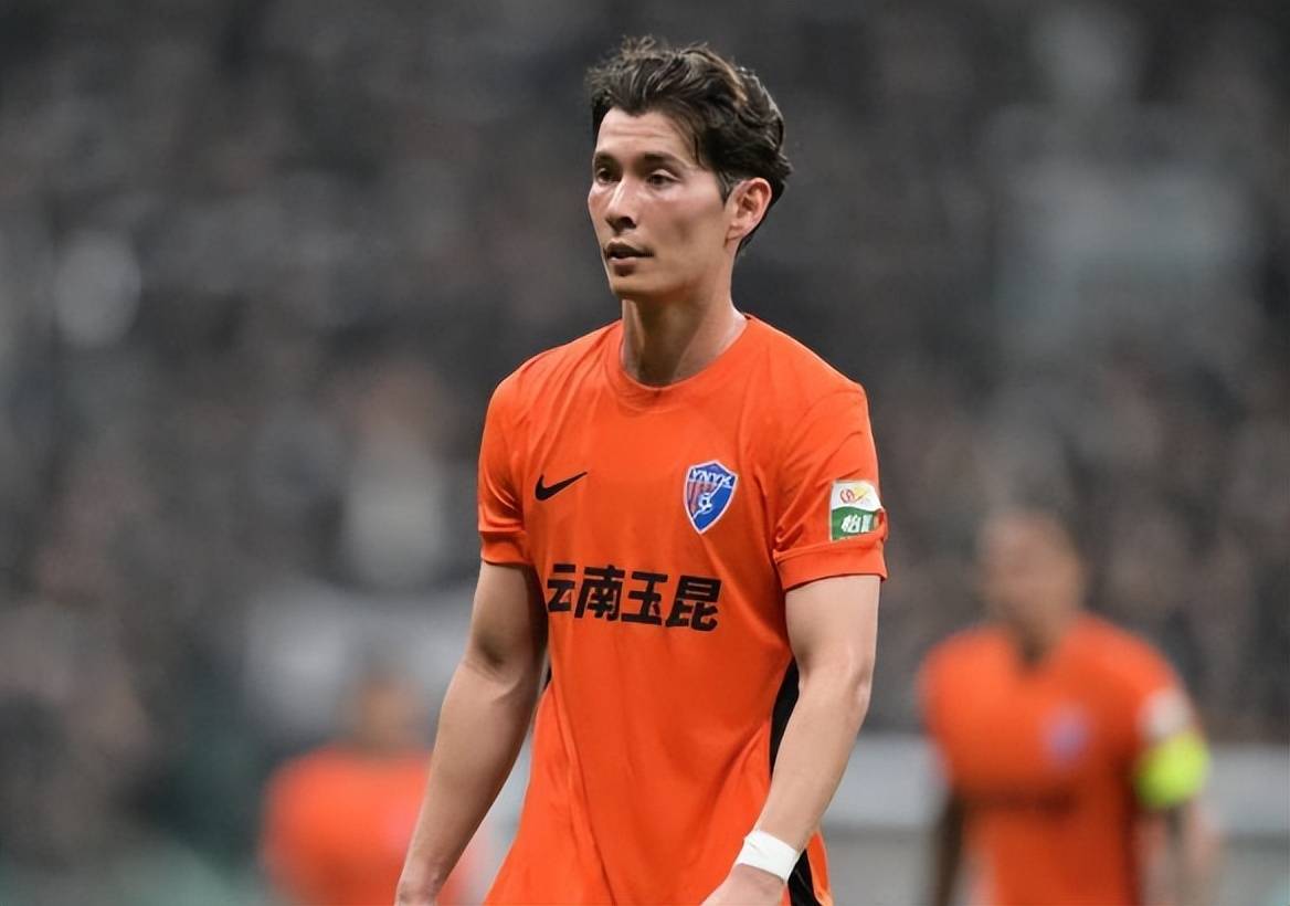 国足新集训计划敲定,很多新人难堪大用,邵佳一或重用4大归化悍将 (图5) 国足新集训计划敲定,很多新人难堪大用,邵佳一或重用4大归化悍将 (图5)