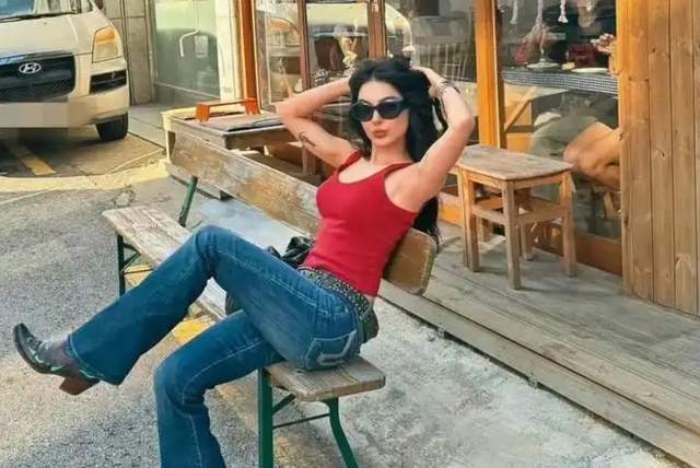 42岁阮经天恋爱,女友小他21岁还是富家千金,这段感情你站吗?(图4) 42岁阮经天恋爱,女友小他21岁还是富家千金,这段感情你站吗?(图4)