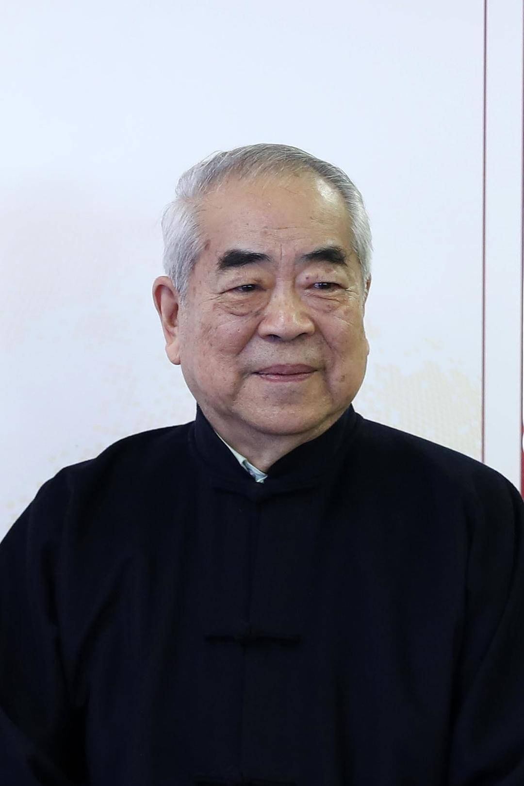 范曾宣布与女儿、继子断绝关系,有法律效力吗?律师:自然血亲关系无法断绝 (图2) 范曾宣布与女儿、继子断绝关系,有法律效力吗?律师:自然血亲关系无法断绝 (图2)