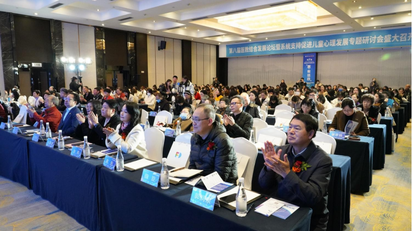 rvzWMq8kl0GgQnDS.png image.png