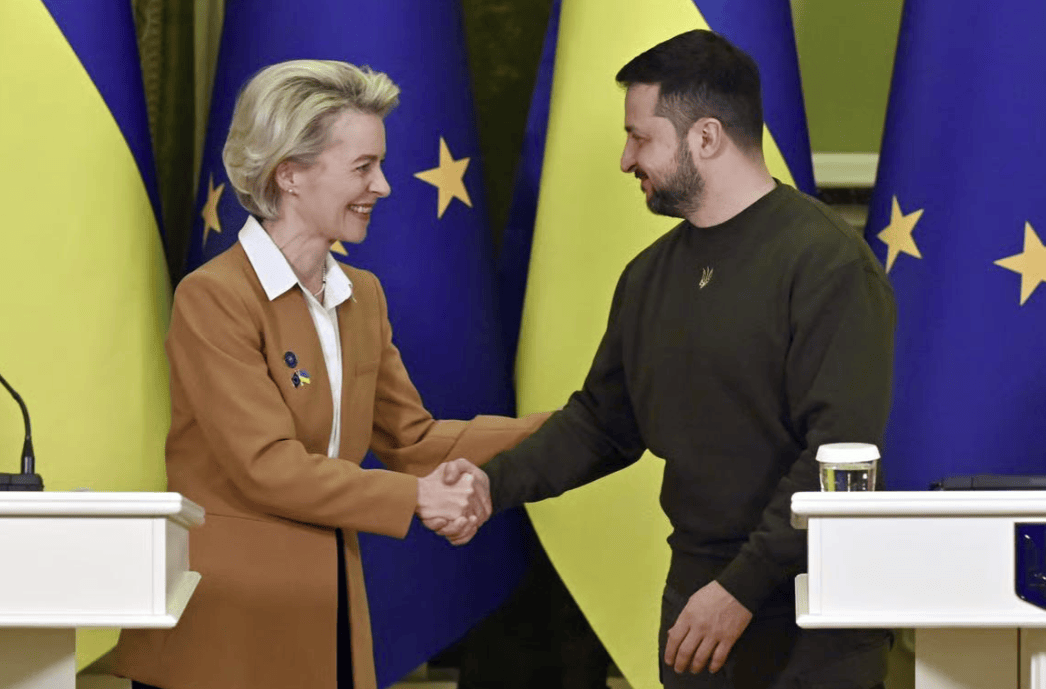 最新方案出炉,美乌给欧洲下最后通牒:2027年前乌克兰必须加入欧盟! (图2) 最新方案出炉,美乌给欧洲下最后通牒:2027年前乌克兰必须加入欧盟! (图2)