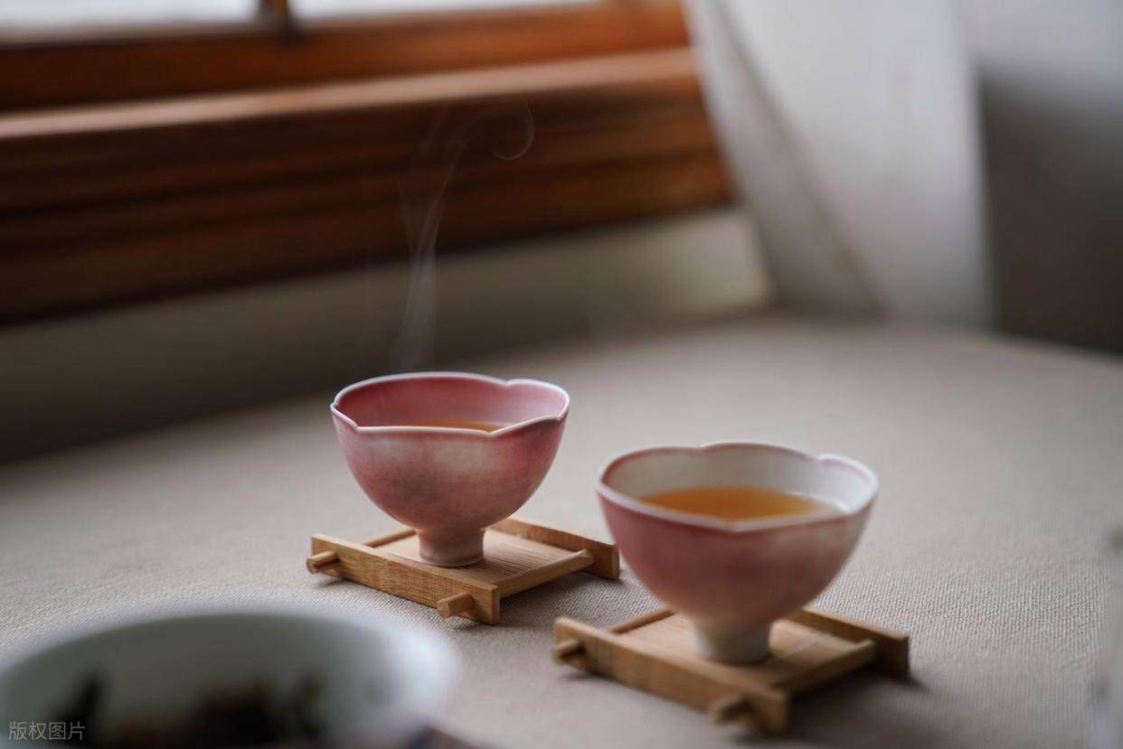  一定要大量读书：经常读书的人，赚钱只在早晚(图2)