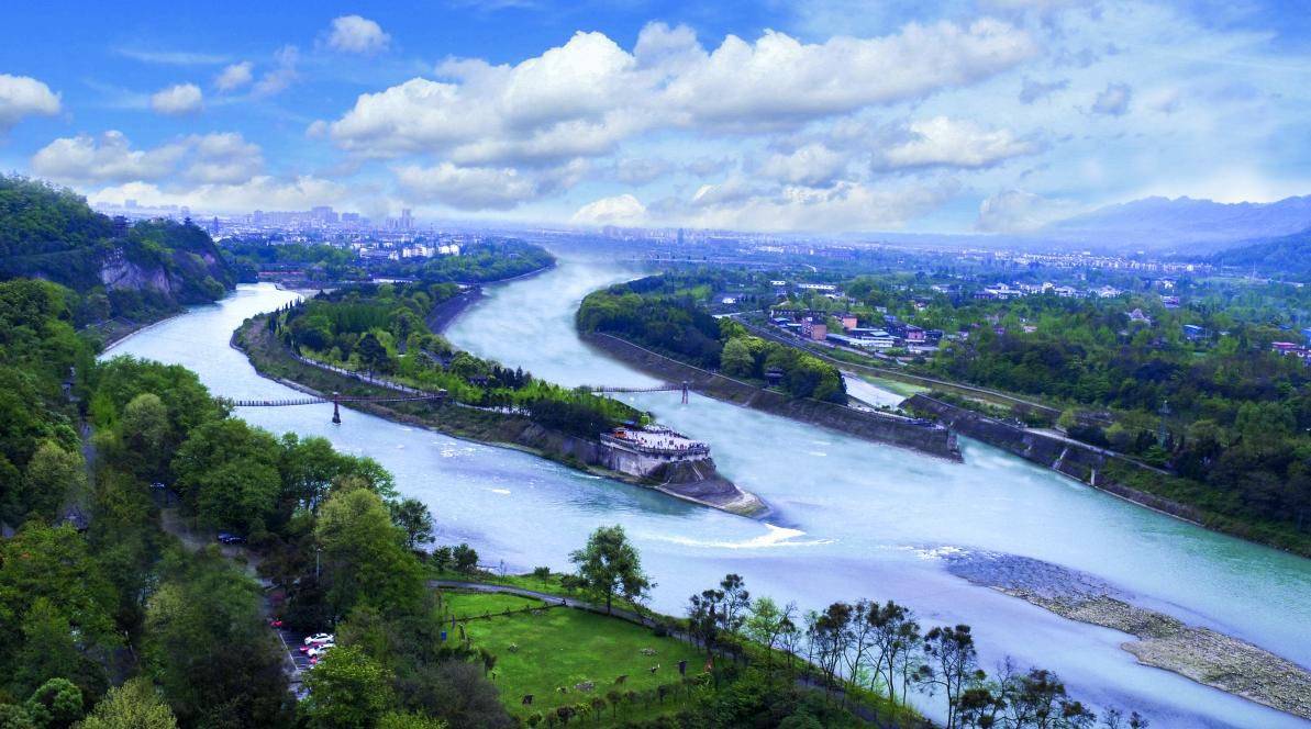 跨越千年的灌溉:都江堰与华夏文明的共生密码(图1) 跨越千年的灌溉:都江堰与华夏文明的共生密码(图1)