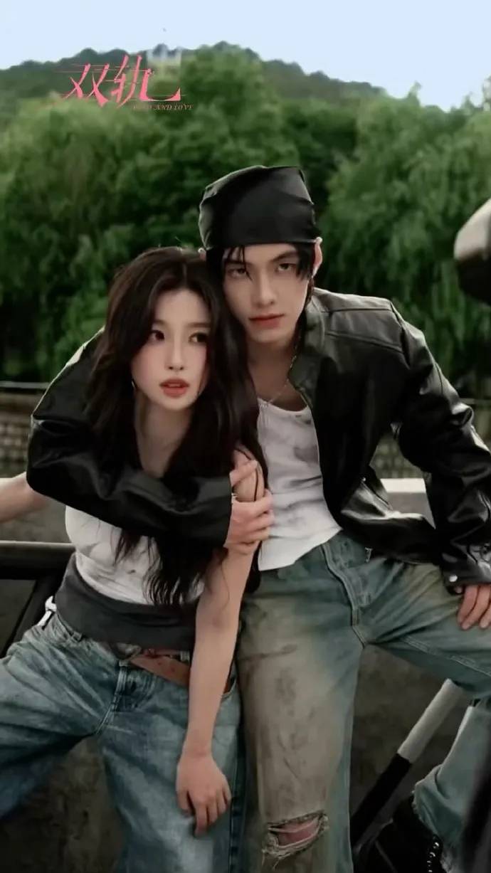 虞书欣回复何与《双轨》男女主角互动被赞哥妹好甜 (图3) 虞书欣回复何与《双轨》男女主角互动被赞哥妹好甜 (图3)