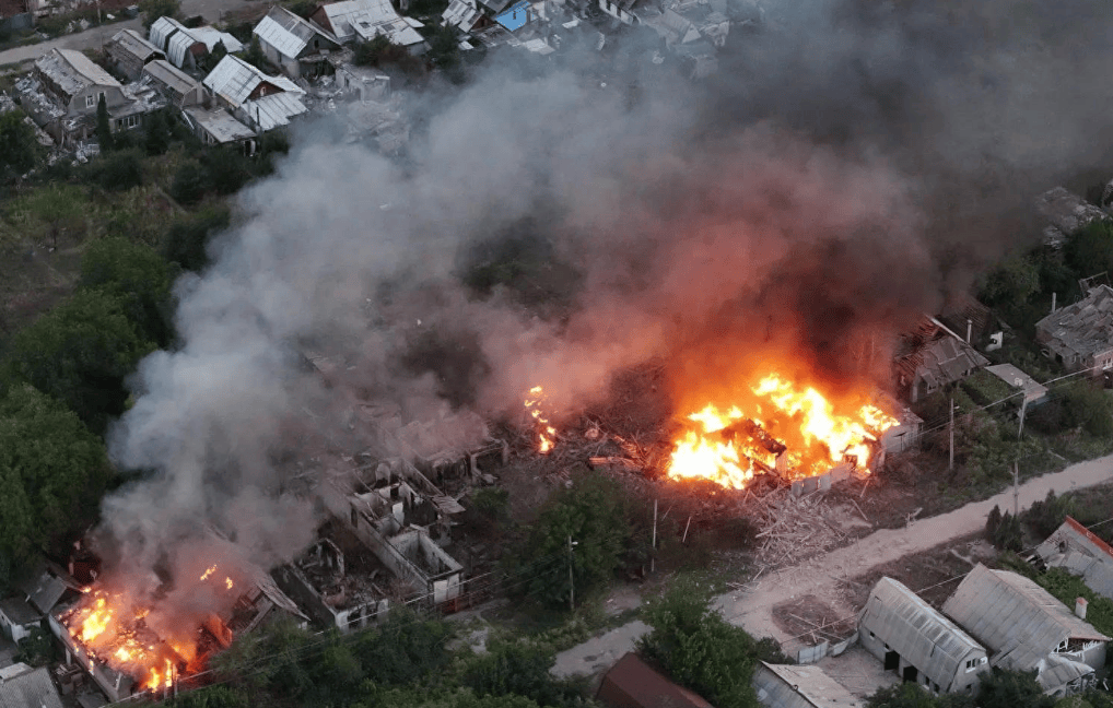 乌克兰松口不加入北约了,泽连斯基立场彻底反转,基辅同时给美俄划红线! (图1) 乌克兰松口不加入北约了,泽连斯基立场彻底反转,基辅同时给美俄划红线! (图1)