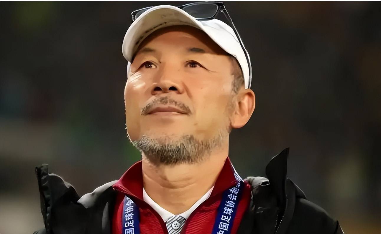 徐正源续约发生大反转,谈判成死局,成都蓉城有预案,救火教练已浮出水面 (图3) 徐正源续约发生大反转,谈判成死局,成都蓉城有预案,救火教练已浮出水面 (图3)