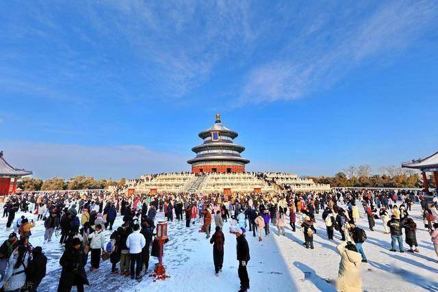 一场初雪,让天坛美成北平旧梦!红墙白雪藏着北京双重浪漫 (图13) 一场初雪,让天坛美成北平旧梦!红墙白雪藏着北京双重浪漫 (图13)