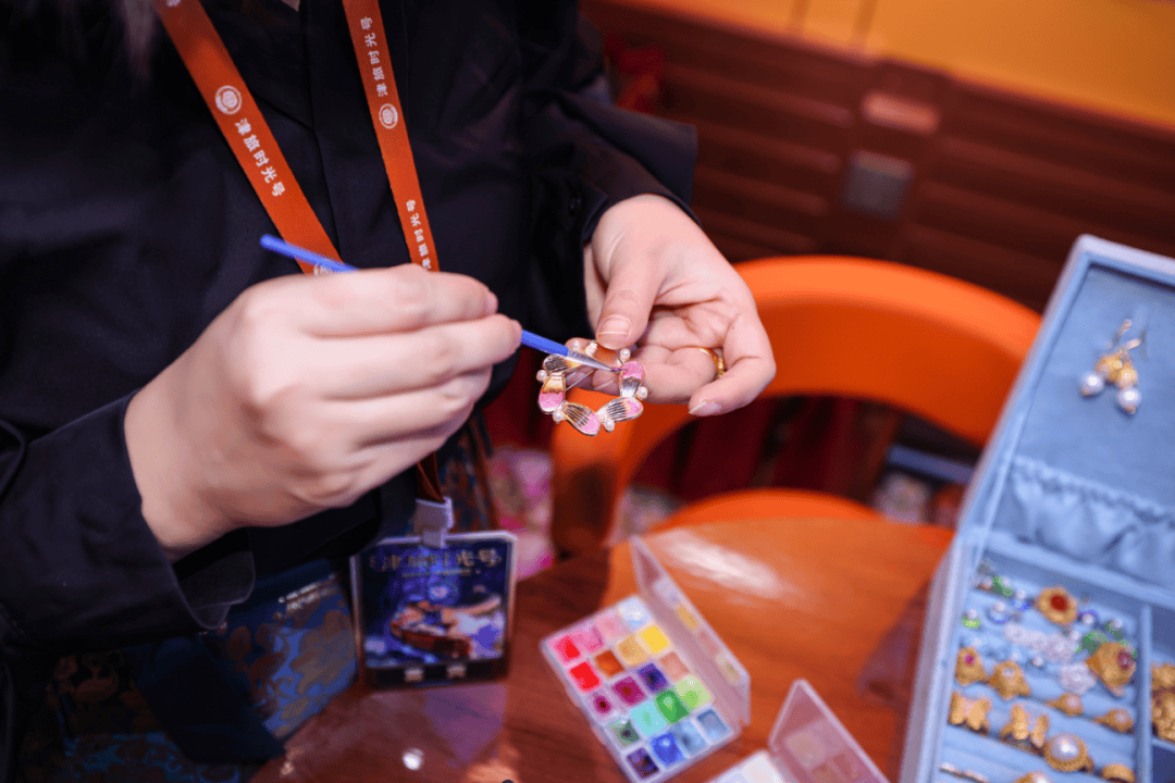 跟着非遗去旅游——“流动非遗体验馆”首秀圆满成功! (图9) 跟着非遗去旅游——“流动非遗体验馆”首秀圆满成功! (图9)