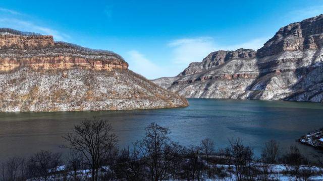 河南安阳林州：雪后太行大峡谷银装素裹 美景如画(图6)