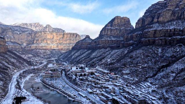 河南安阳林州：雪后太行大峡谷银装素裹 美景如画(图7)