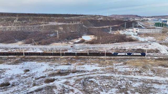 时速1公里超长火车,来了! (图2) 时速1公里超长火车,来了! (图2)