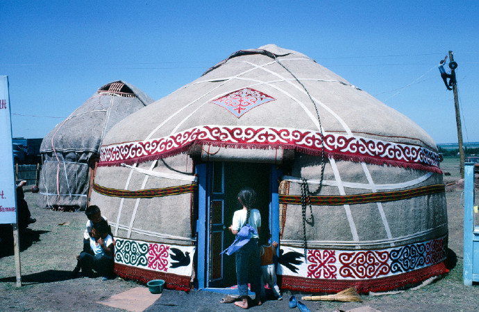 吉尔吉斯斯坦1973年