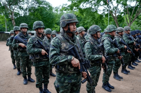 中方话音刚落,泰国松口停火,开出3大条件,要洪森父子“投降”!(图3) 中方话音刚落,泰国松口停火,开出3大条件,要洪森父子“投降”!(图3)