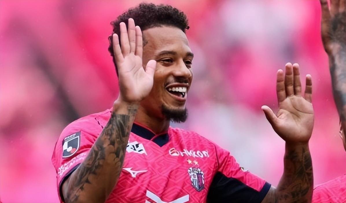 神操作！申花敲定巴西高级货，18球笑傲J联赛，一大短板迎刃而解 (图3)