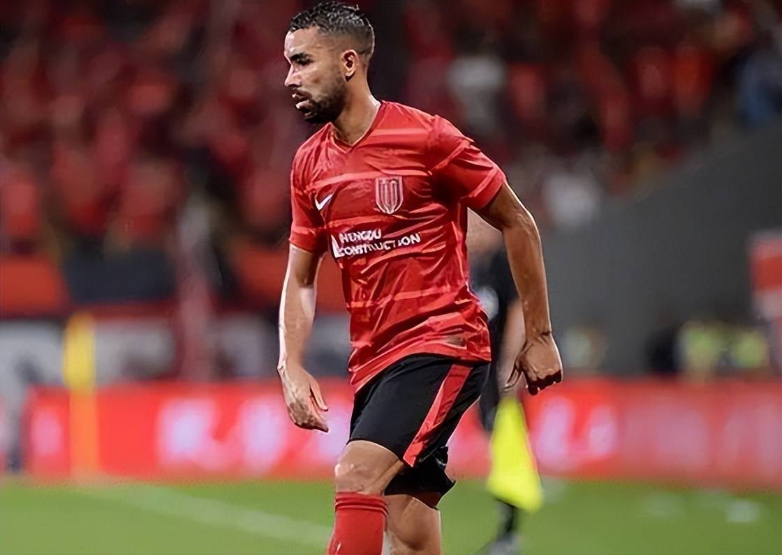 韩鹏转正，山东泰山外租5将回归，段刘愚或被重用，已锁定新外援铁卫 (图5)