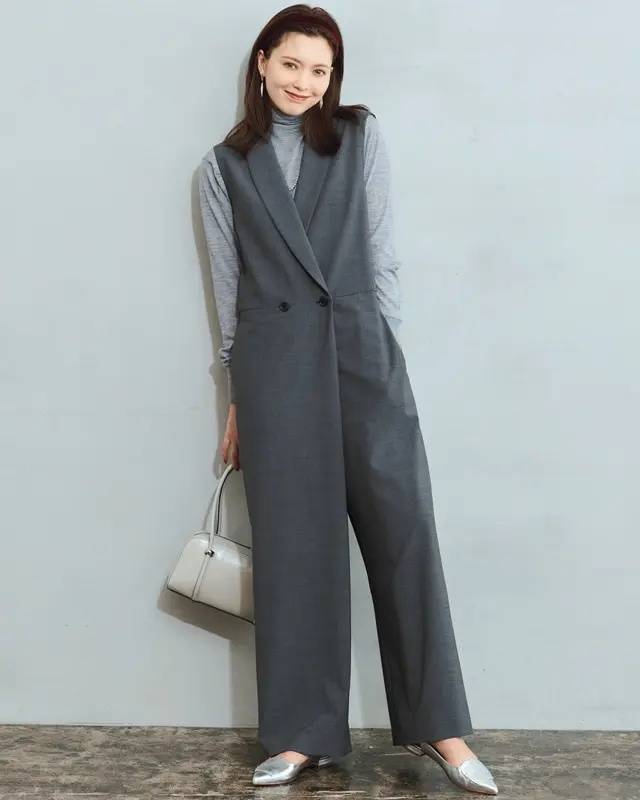 日杂轻熟女12月职业穿搭榜：灰棕最受欢迎，黄色搭配夺魁显气质 (图6)