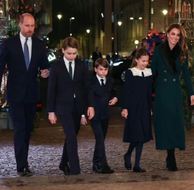 凯特王妃主动伸出橄榄枝:力促威廉和哈里和解(图1) 凯特王妃主动伸出橄榄枝:力促威廉和哈里和解(图1)