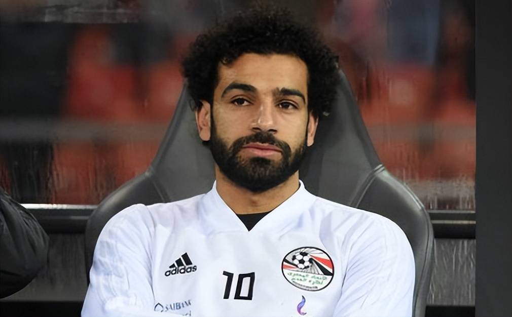 16场10球!19岁天才边锋横空出世,利物浦找到萨拉赫接班人,开价1亿欧 (图1) 16场10球!19岁天才边锋横空出世,利物浦找到萨拉赫接班人,开价1亿欧 (图1)