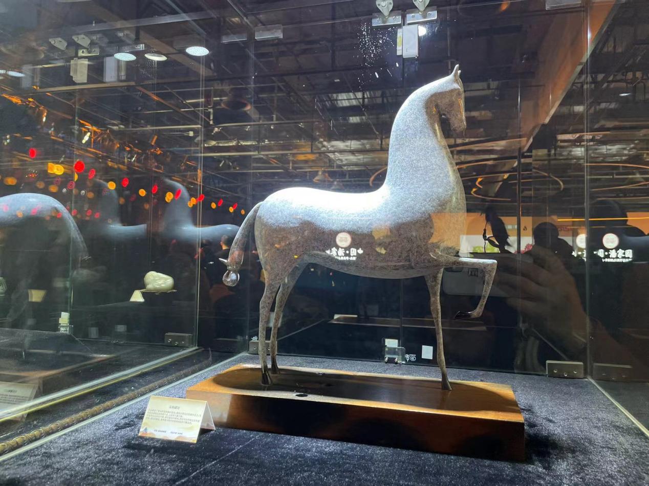 潘家园33周年庆暨首届串文化节 开幕 “可观、可玩、可购、可学”(图3)