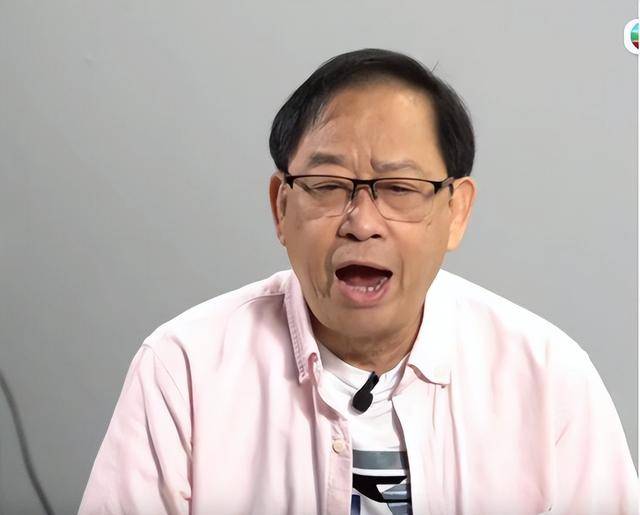 香港知名男星受病魔折磨，讲话上气不接下气，拼命工作养啃老儿子 (图7)