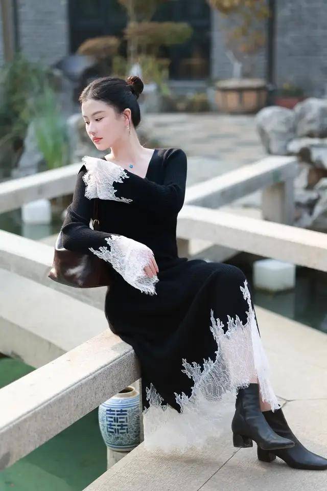 “陈乔恩”新穿法火出圈：新中式外套+半身裙，松弛洋气又减龄！(图8)