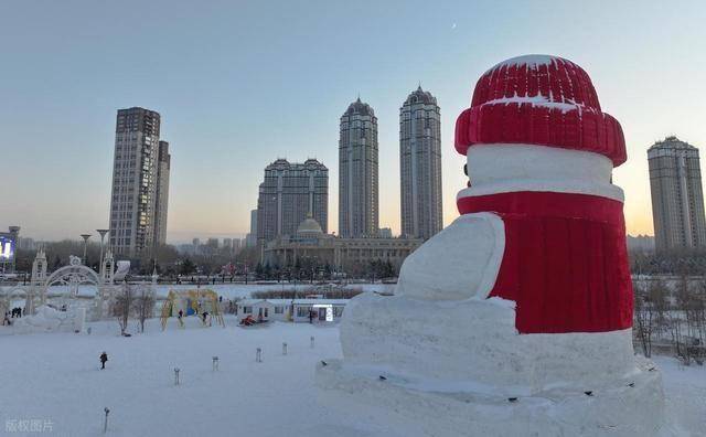 26米福娃雪人刷屏！挖出来的冰雪顶流，藏着冷资源变热经济的密码 (图11)