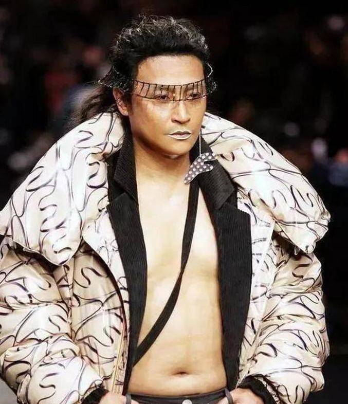  从陈志朋炎亚纶到朱孝天：为何越“糊”的队友，越爱说“不熟”？ (图5)