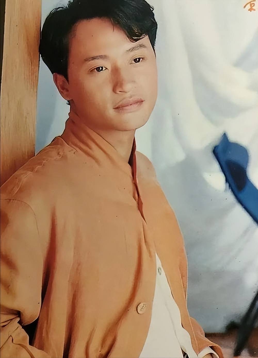  从陈志朋炎亚纶到朱孝天：为何越“糊”的队友，越爱说“不熟”？ (图6)