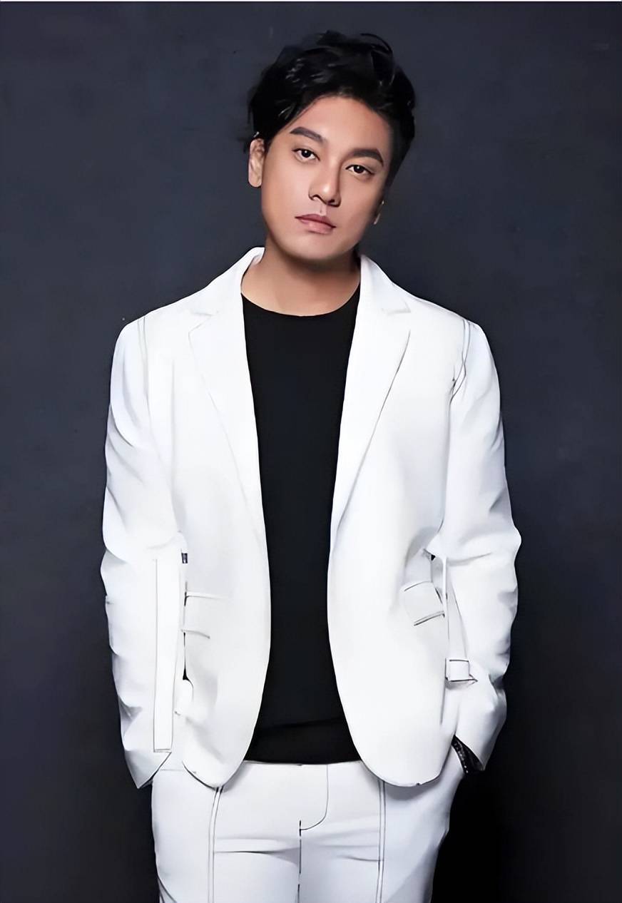  从陈志朋炎亚纶到朱孝天：为何越“糊”的队友，越爱说“不熟”？ (图14)