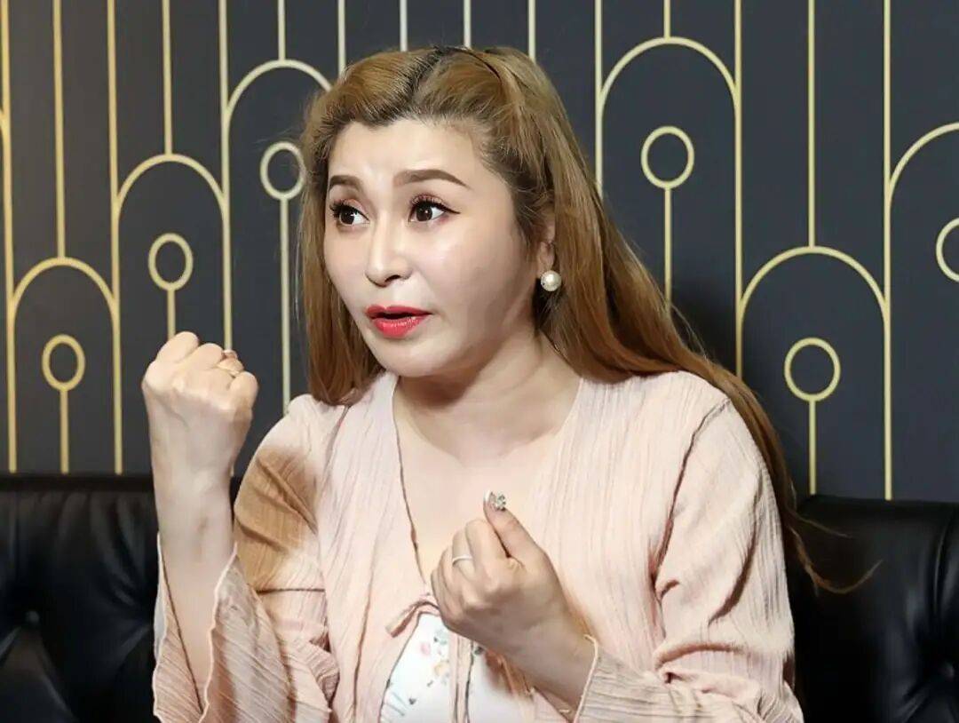 亚视神剧“四姐妹”破天荒合体，消失多年的她终于现身了 (图9)