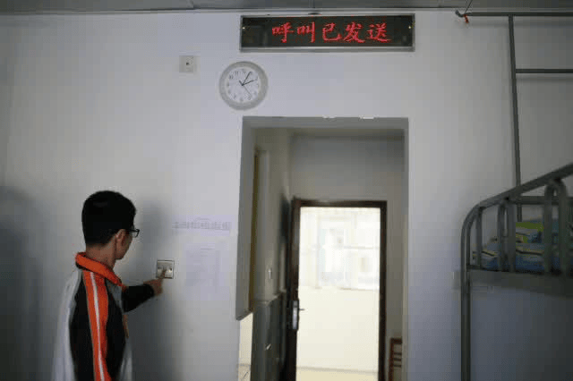 南京市聋人学校的AI样本：是技术普惠的开始还是个体幸运的孤例 (图9)