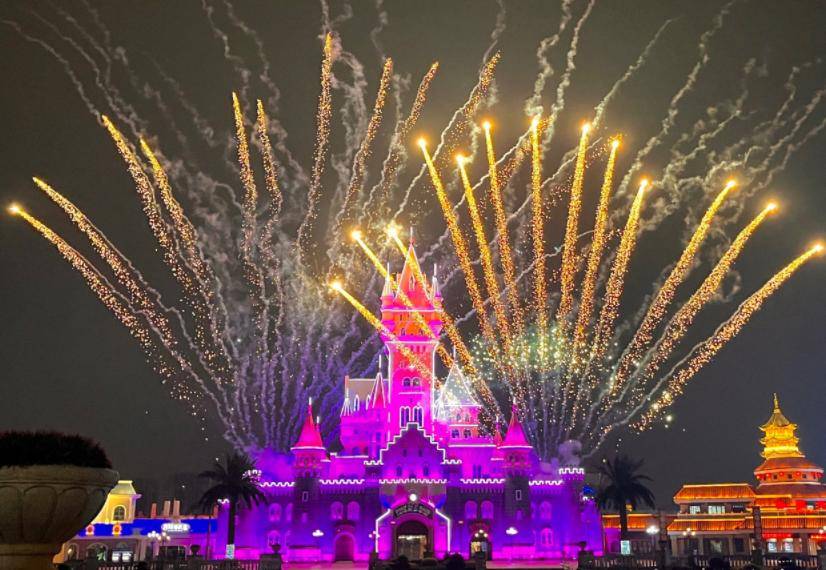 全球游乐园哪家强？前十名中国占了4席，第一名年游客量1个多亿 (图1)