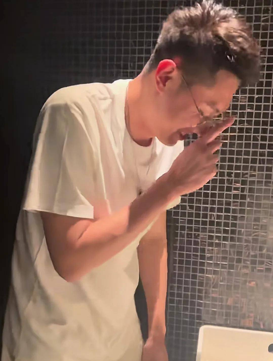 司晓迪事件最全瓜!檀健次私下是舔狗,林更新爱约,张一山最大方 (图14) 司晓迪事件最全瓜!檀健次私下是舔狗,林更新爱约,张一山最大方 (图14)