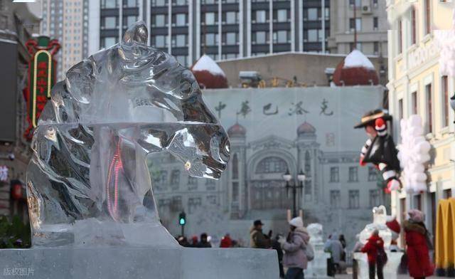 冰雕兽首立老街！哈尔滨用 60 年冰雪基因，解锁文旅融合新密码 (图25)