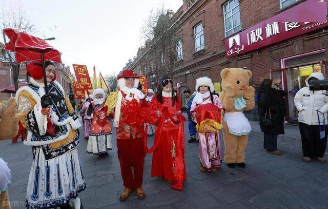 哈尔滨文旅又放大招！老街重现传统婚俗，这才是打开冬天的方式 (图8)