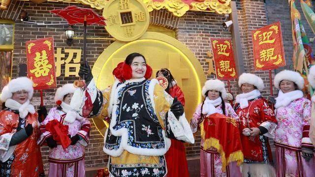  哈尔滨文旅又放大招！老街重现传统婚俗，这才是打开冬天的方式 (图4)