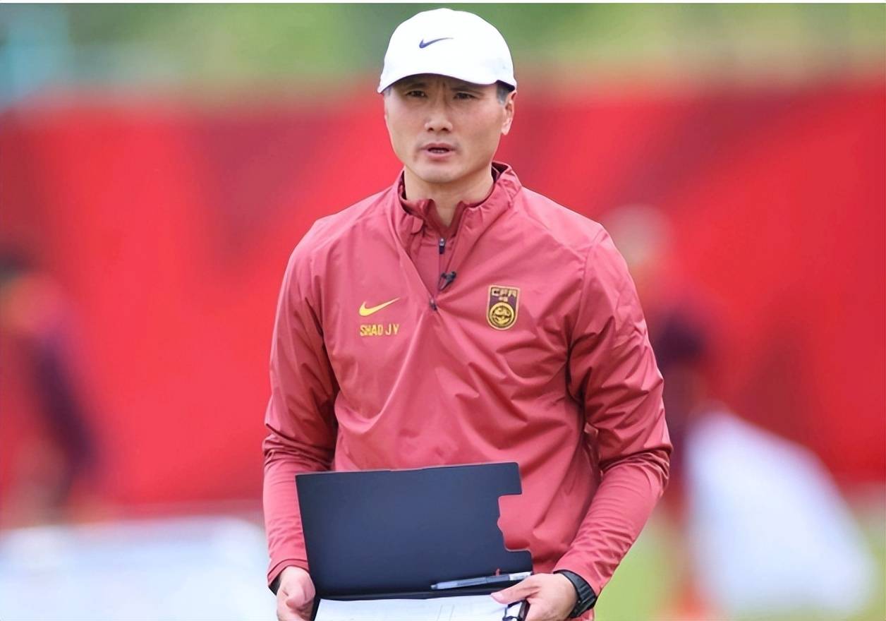 邵佳一刚刚上任就做出一个大胆决定，只有里皮敢这样做 (图1)