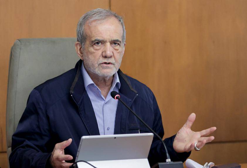 抗议进入第15天，革命卫队损失惨重，伊朗举国哀悼三天，改革派总统抢先发“罪己诏” (图2)