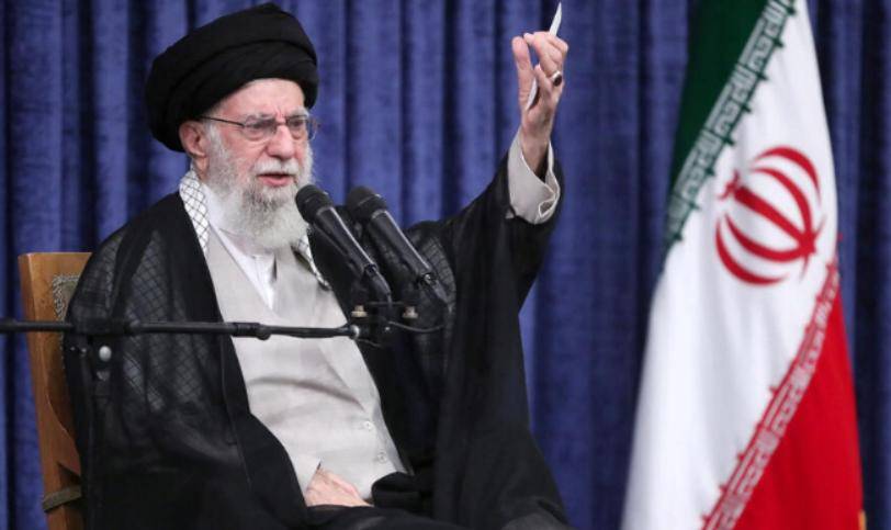 抗议进入第15天，革命卫队损失惨重，伊朗举国哀悼三天，改革派总统抢先发“罪己诏” (图1)